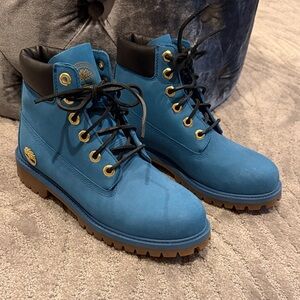 Timberland Vibrant Blue Boots with Black Trim